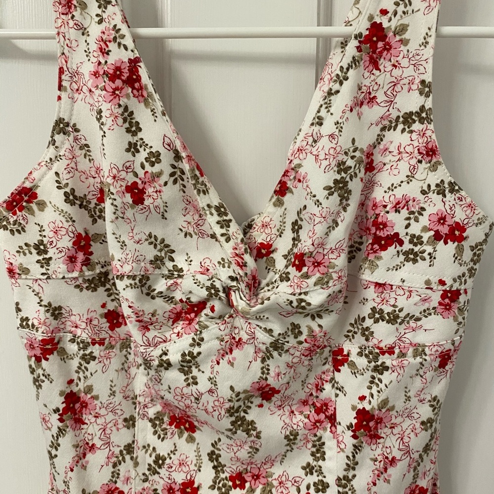 Vintage floral trilogy dress